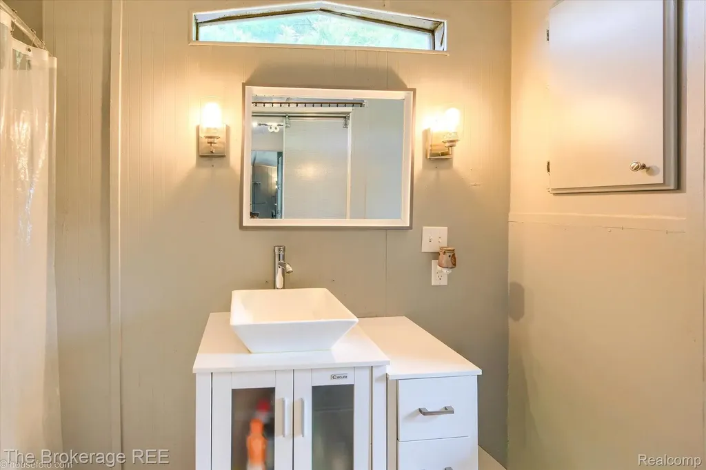 4441 Beechwood Brandon Charter Township MI 48346