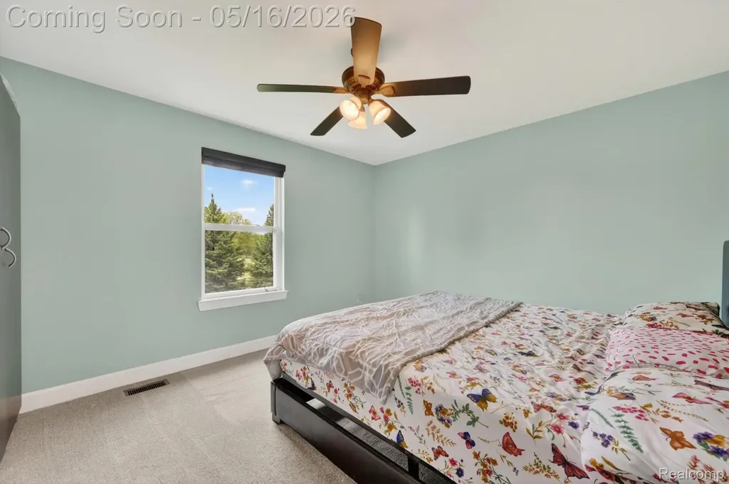 54908 N Grenelefe Circle W Lyon Charter Township MI 48178