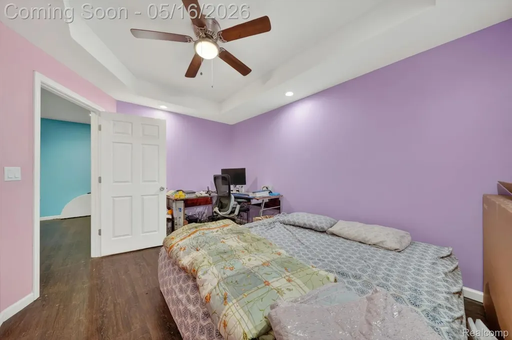 54908 N Grenelefe Circle W Lyon Charter Township MI 48178