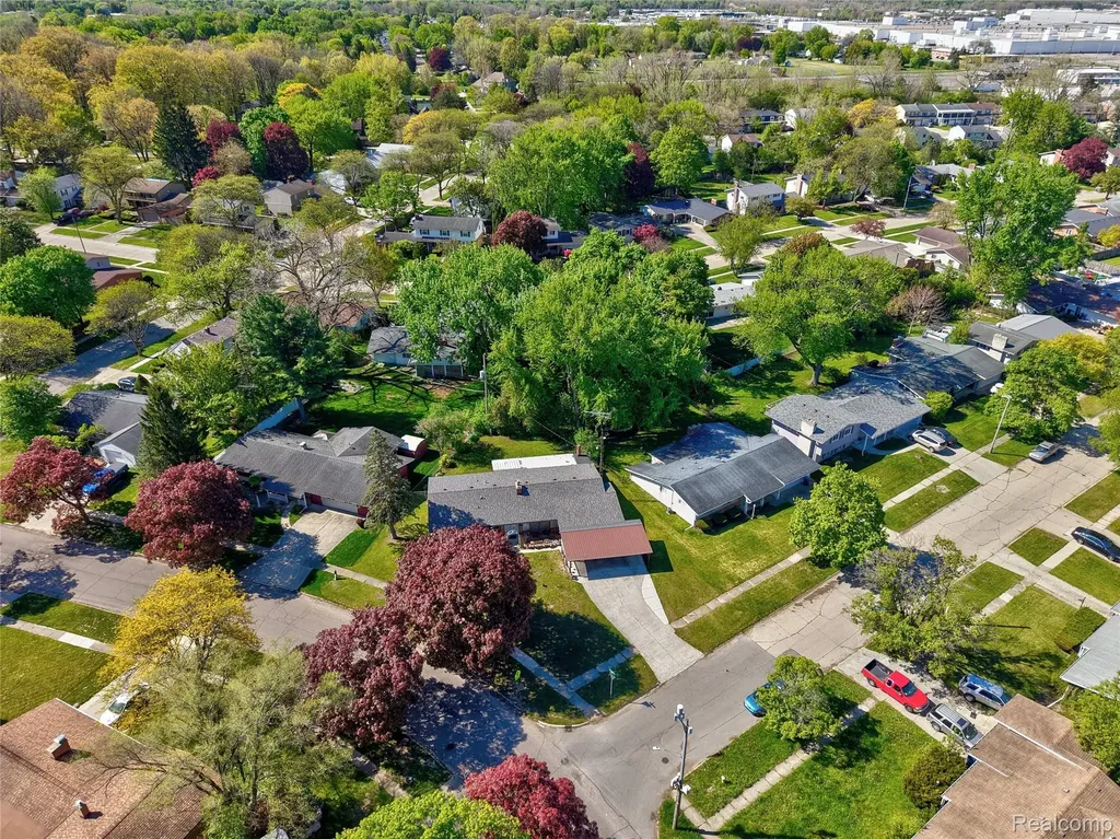 4202 Greenbrook Lane Flint City MI 48507