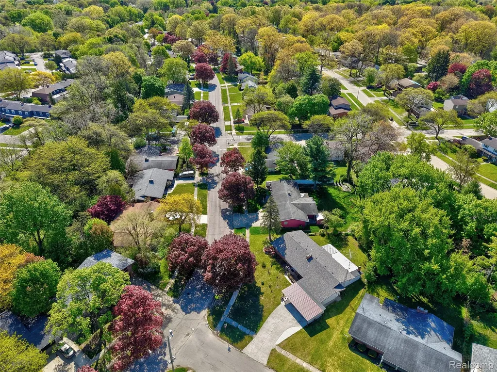 4202 Greenbrook Lane Flint City MI 48507