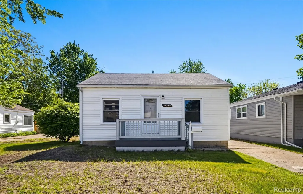 27320 Hampden Street Madison Heights City MI 48071