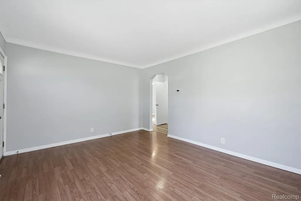 27320 Hampden Street Madison Heights City MI 48071