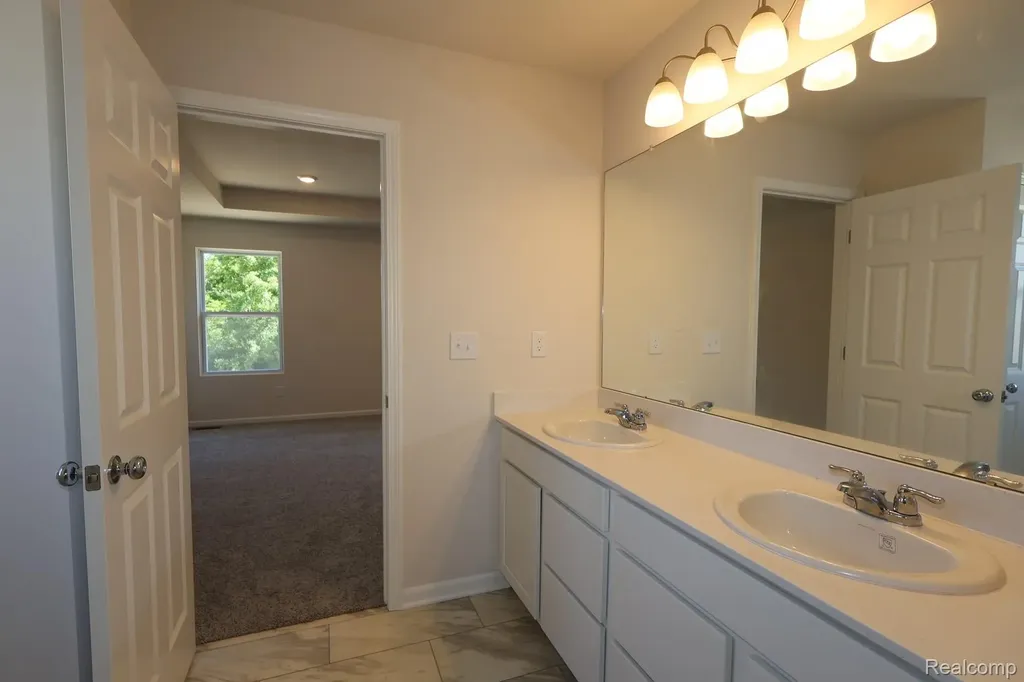 4222 Cedar Lane Grand Blanc Charter Township MI 48439