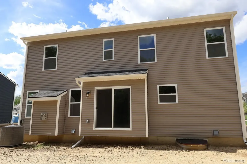 4222 Cedar Lane Grand Blanc Charter Township MI 48439