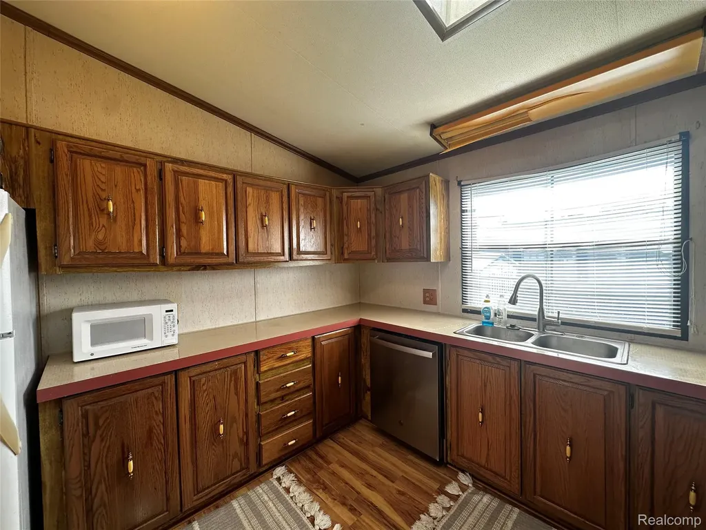 14559 Keswick Drive Shelby Charter Township MI 48315