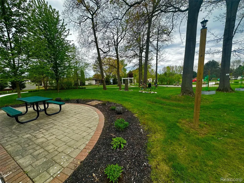14559 Keswick Drive Shelby Charter Township MI 48315