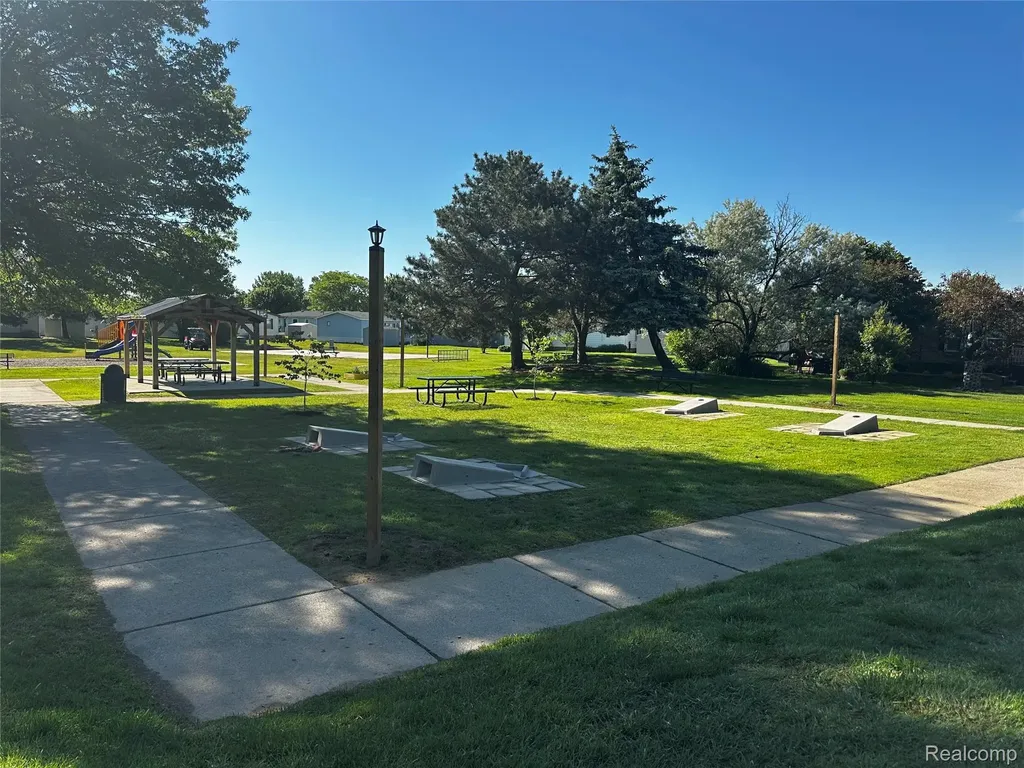 14559 Keswick Drive Shelby Charter Township MI 48315