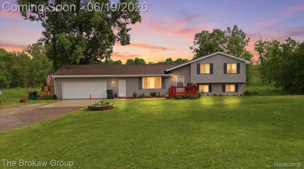 4495 Groveland Road Groveland Township MI 48462