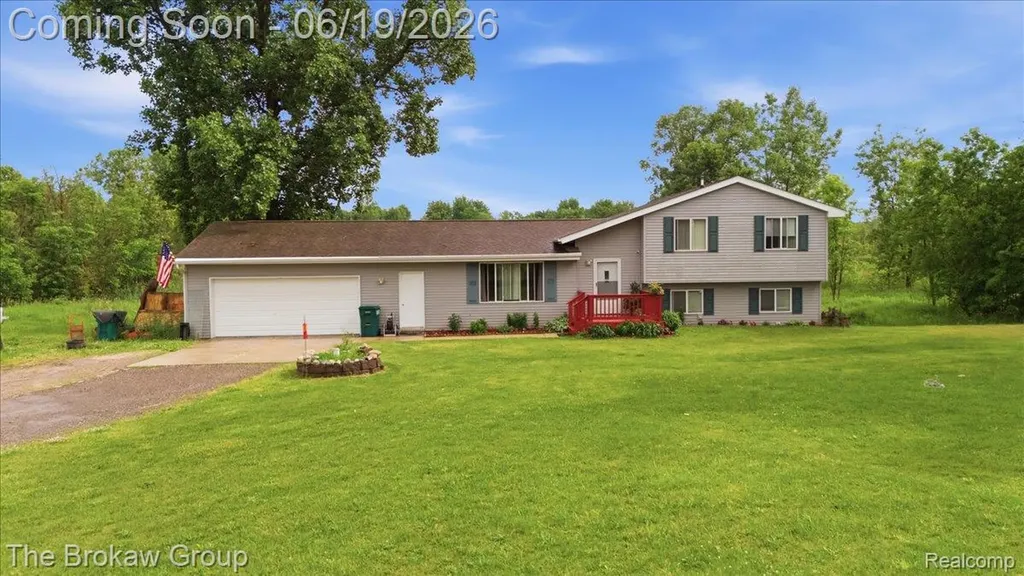 4495 Groveland Road Groveland Township MI 48462