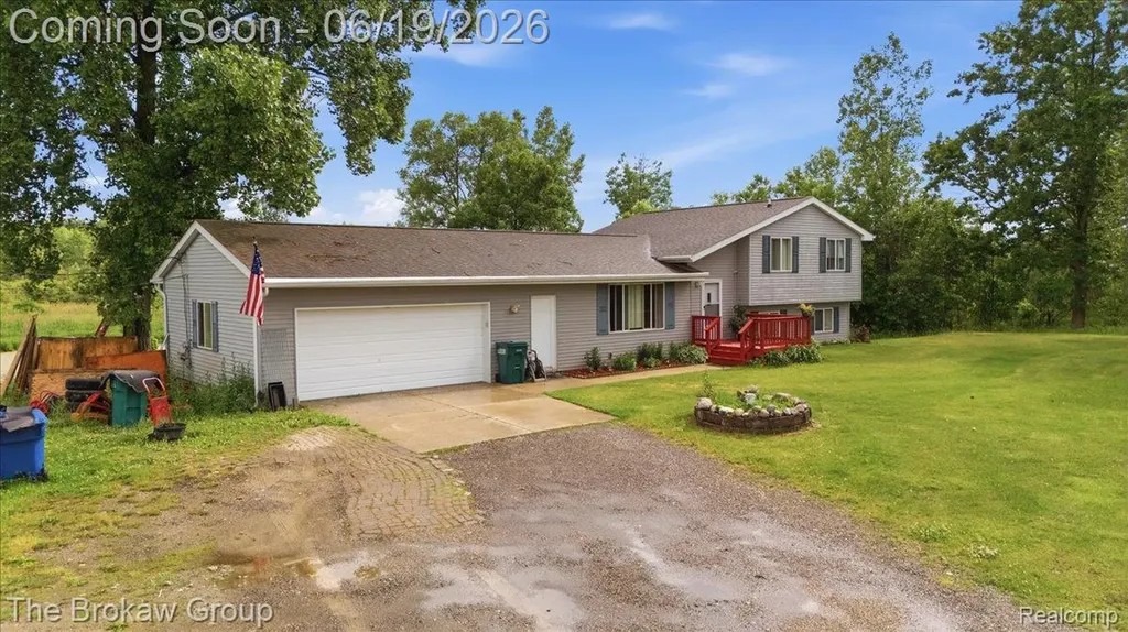 4495 Groveland Road Groveland Township MI 48462