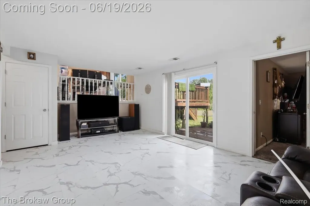 4495 Groveland Road Groveland Township MI 48462