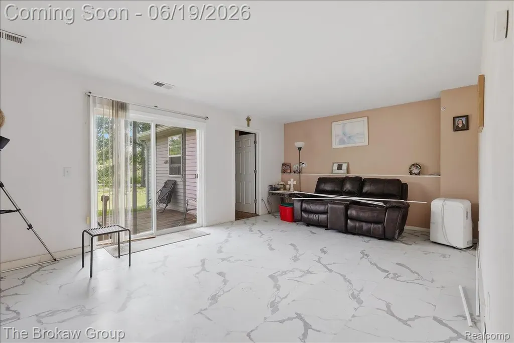 4495 Groveland Road Groveland Township MI 48462