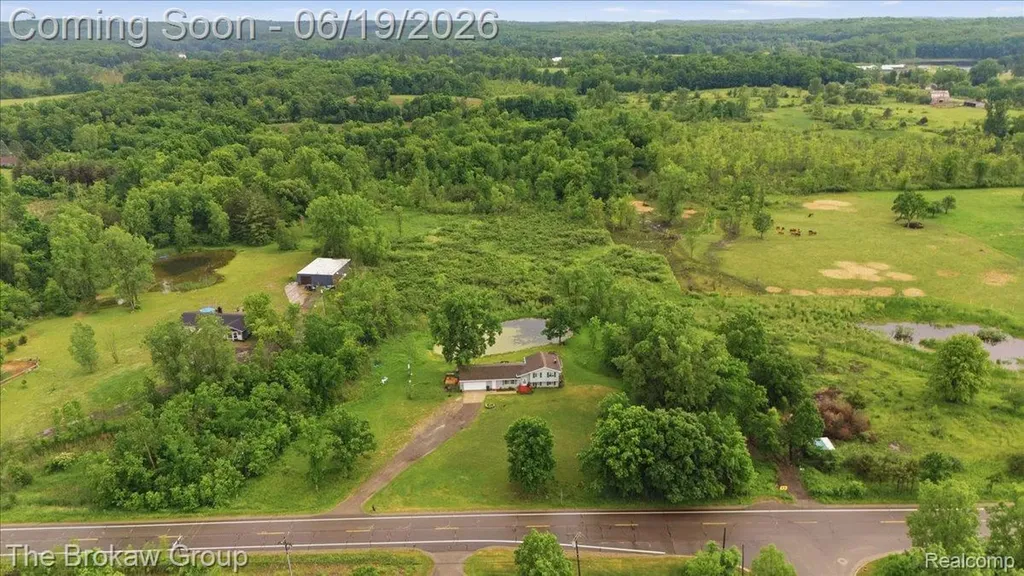 4495 Groveland Road Groveland Township MI 48462