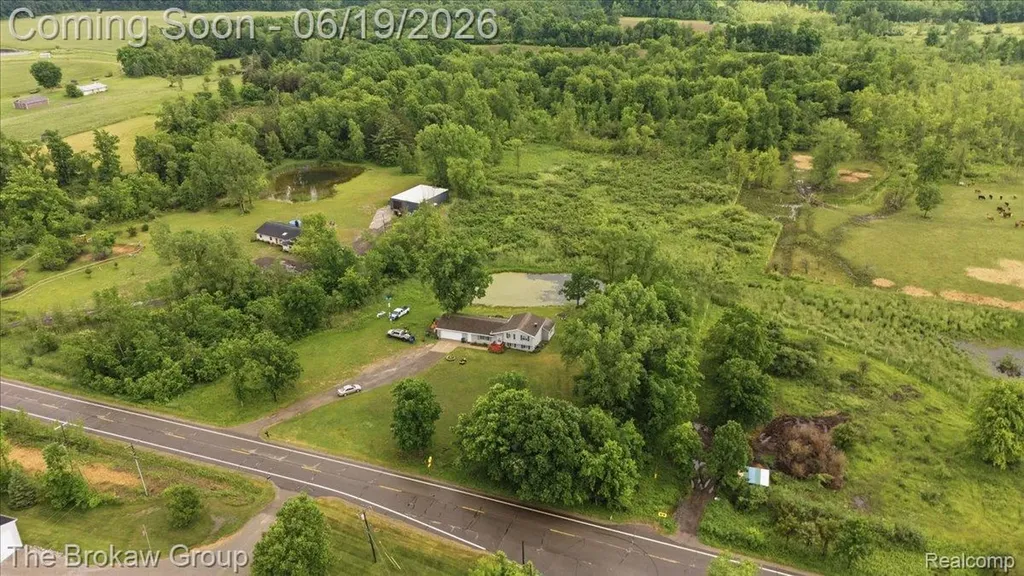 4495 Groveland Road Groveland Township MI 48462
