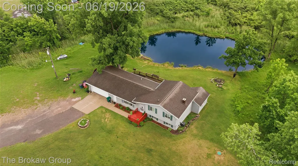 4495 Groveland Road Groveland Township MI 48462