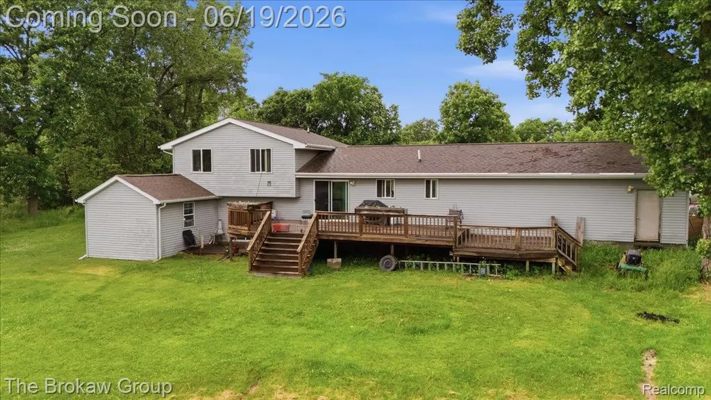 4495 Groveland Road Groveland Township MI 48462