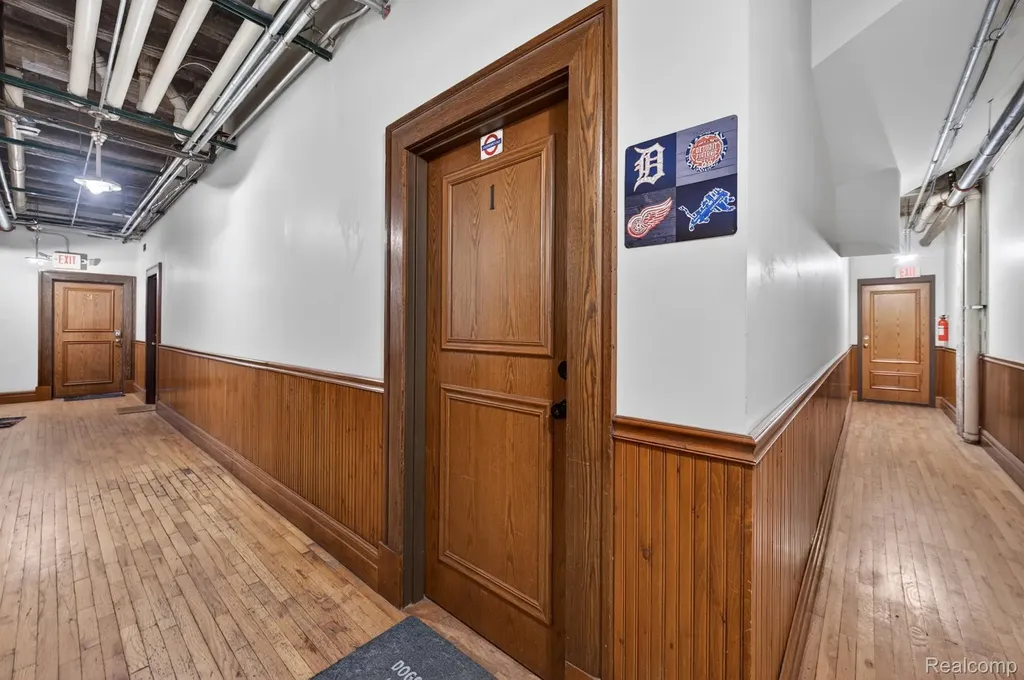 3139 Woodward Avenue Detroit City MI 48201