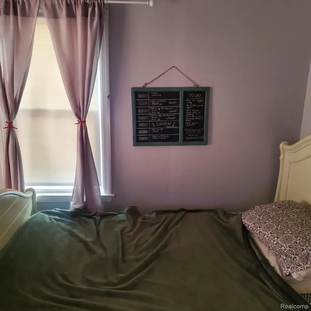18918 Hartwell Street Detroit City MI 48235
