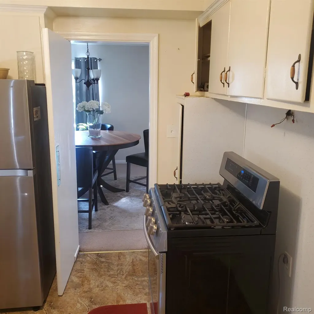 18918 Hartwell Street Detroit City MI 48235