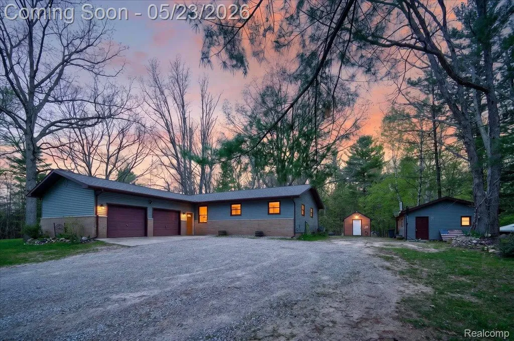 4049 Slattery Road North Branch Township MI 48461