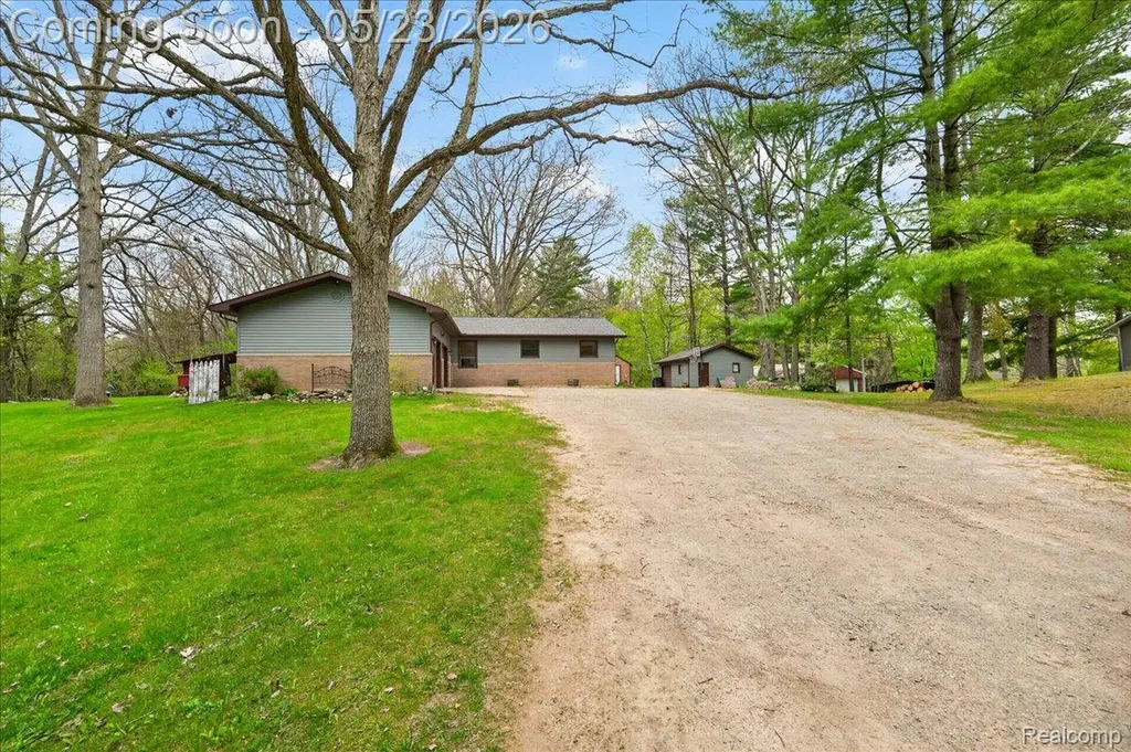 4049 Slattery Road North Branch Township MI 48461