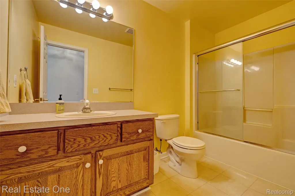 2338 Malena Lane Oxford Charter Township MI 48371