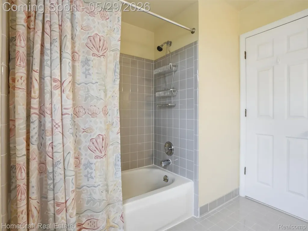 45088 Danbury Road Canton Charter Township MI 48188