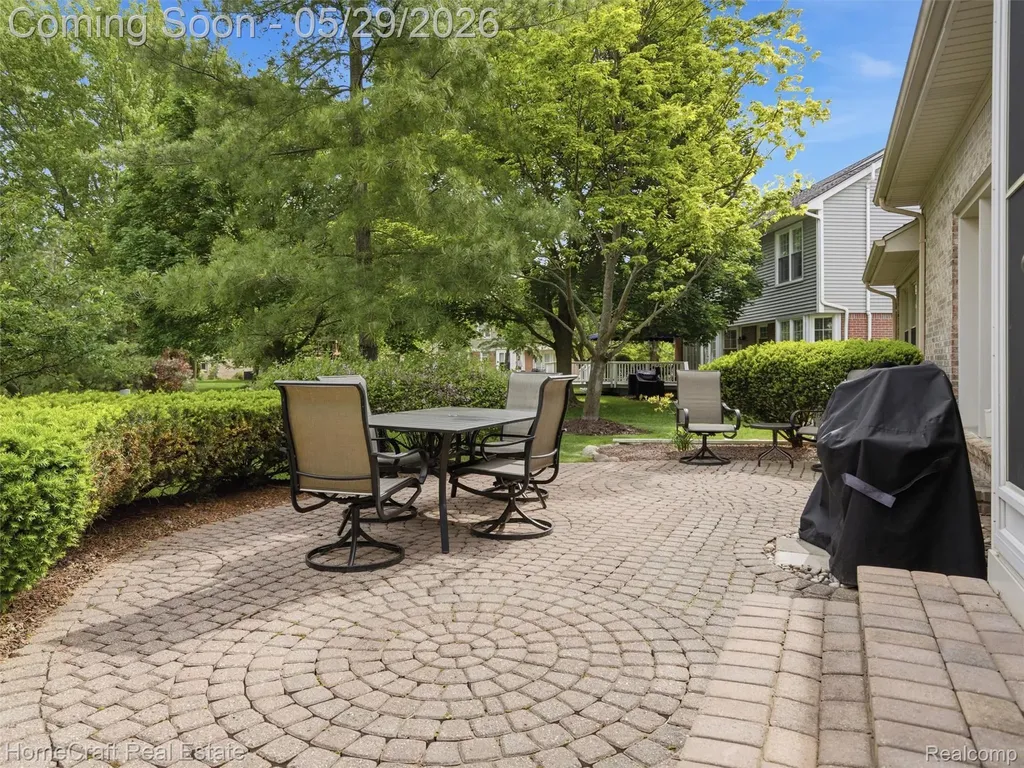45088 Danbury Road Canton Charter Township MI 48188