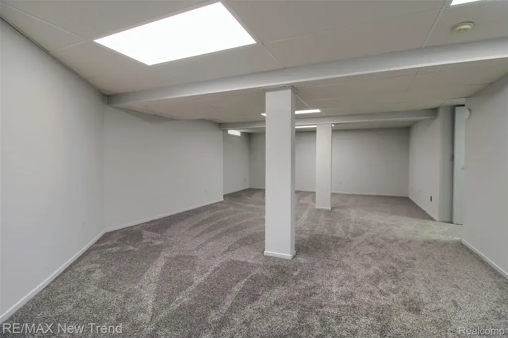 2191 Pleasant Drive Commerce Charter Township MI 48390
