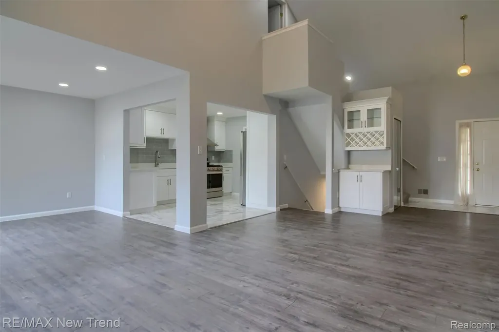 2191 Pleasant Drive Commerce Charter Township MI 48390