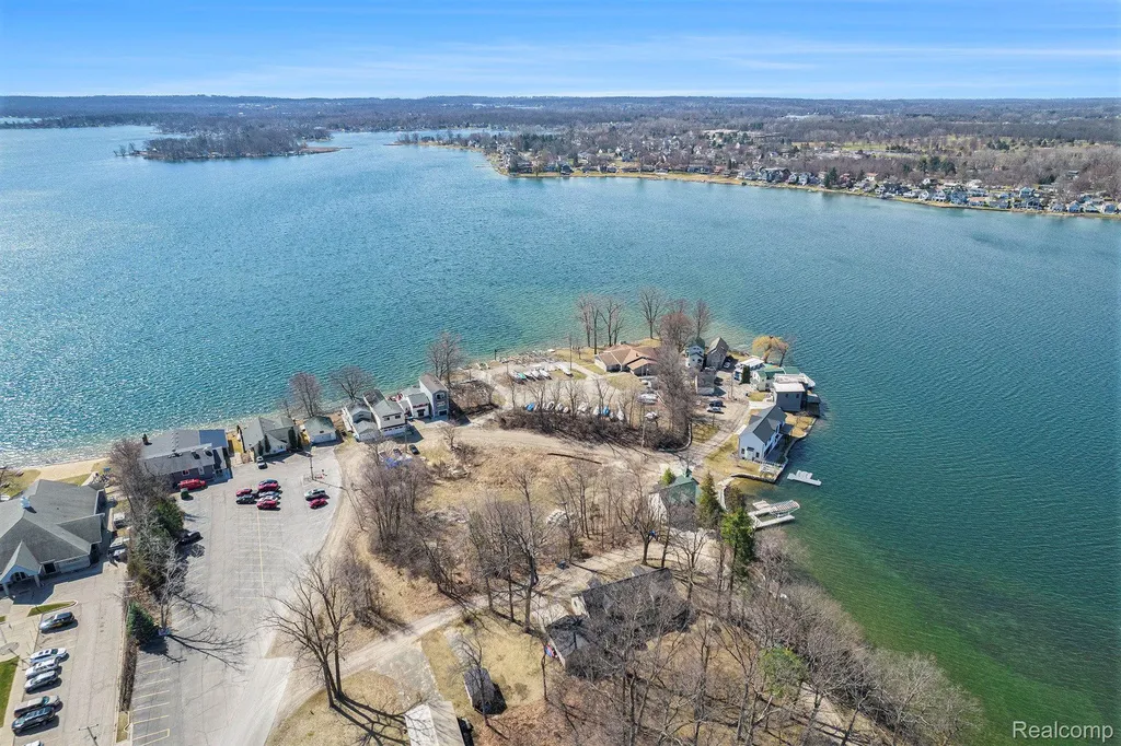 2294 Sonora Drive Fenton Charter Township MI 48430