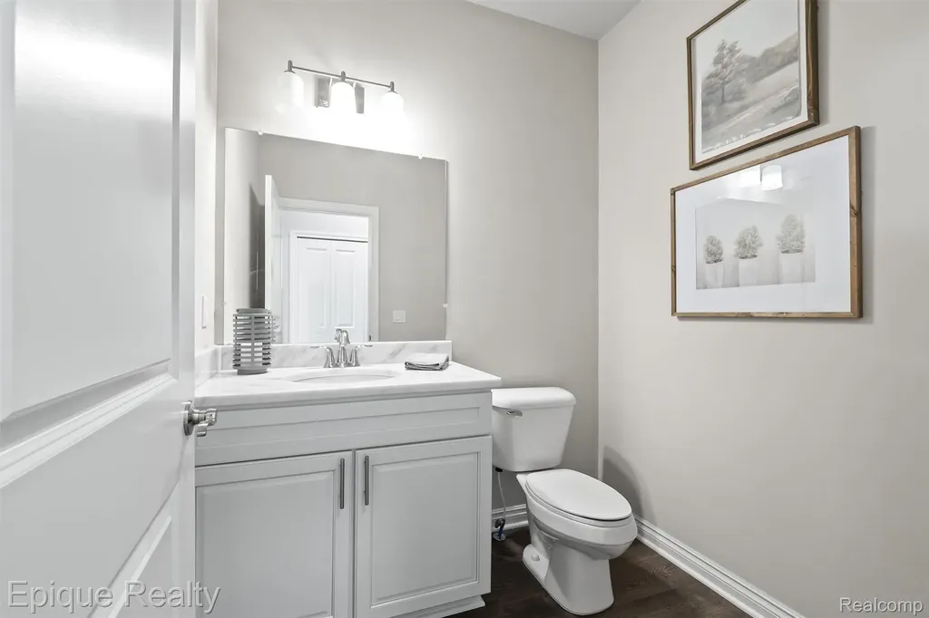 181 E Market Street Oxford Charter Township MI 48371