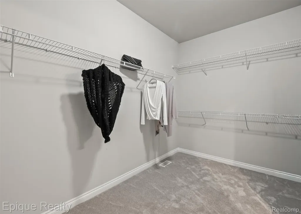 181 E Market Street Oxford Charter Township MI 48371