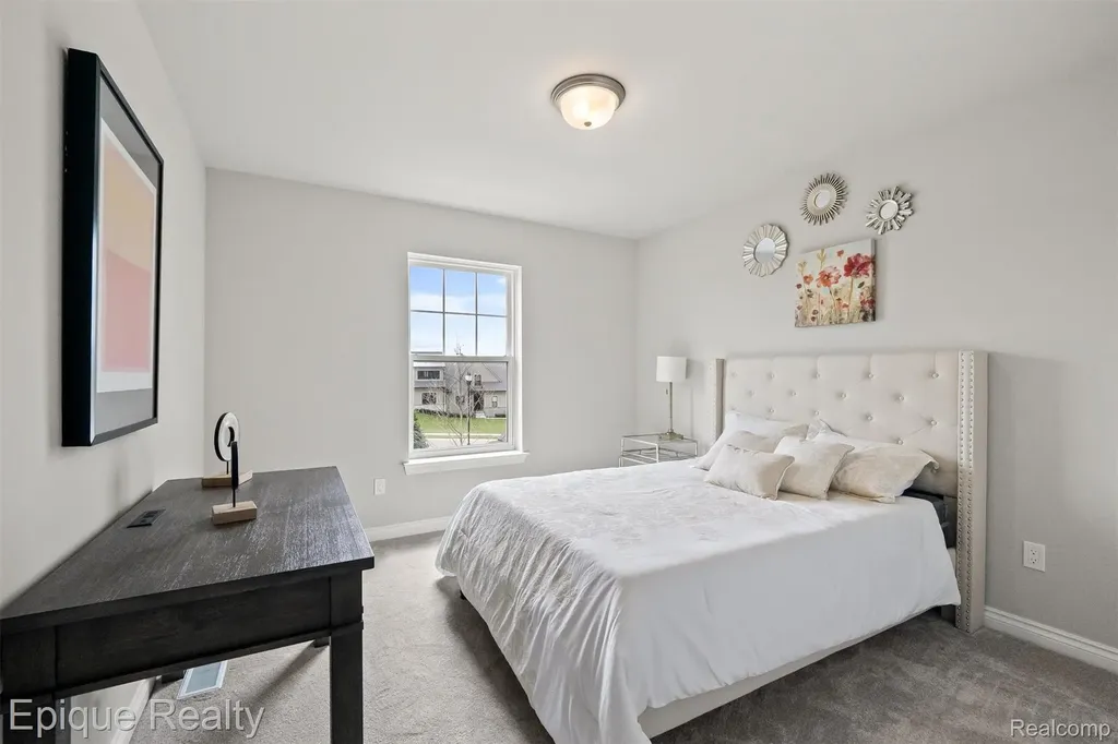 181 E Market Street Oxford Charter Township MI 48371