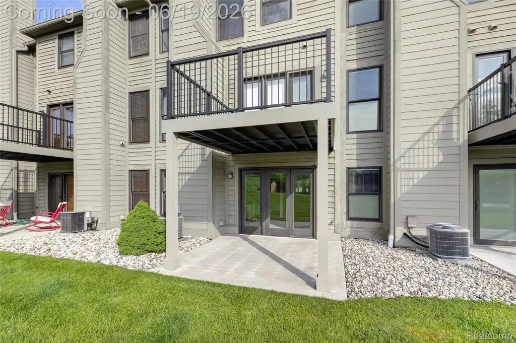 3320 Breckland Court Pittsfield Charter Township MI 48108