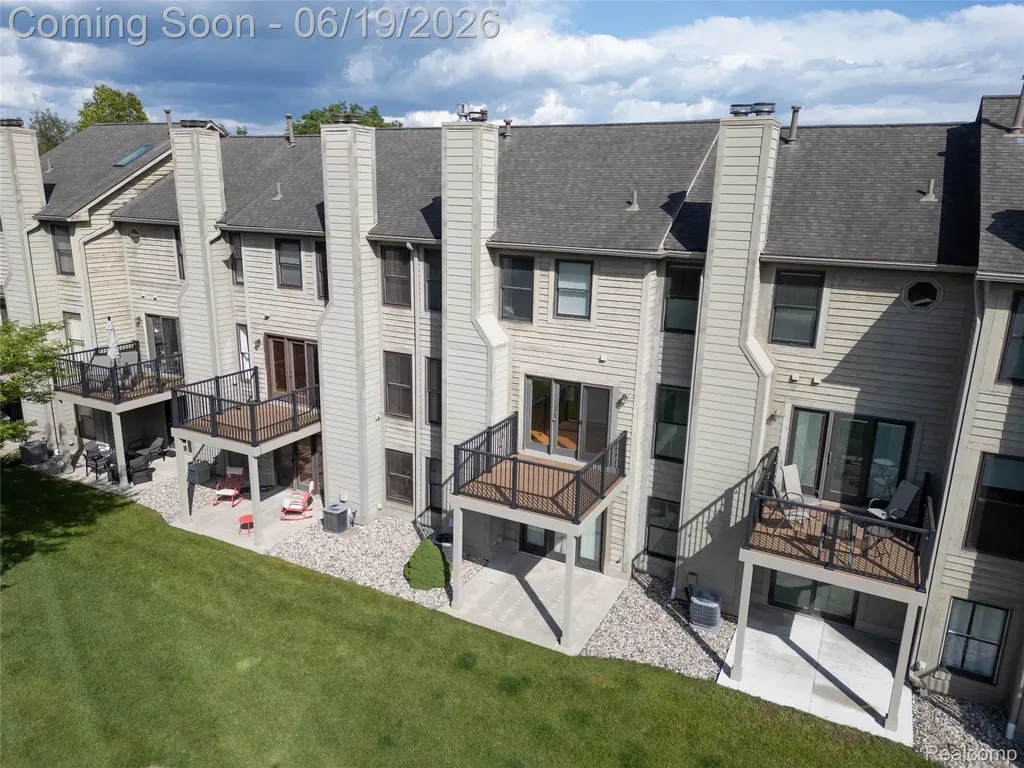 3320 Breckland Court Pittsfield Charter Township MI 48108