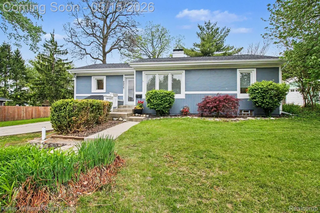 425 Cabinet Street Milford Village MI 48381