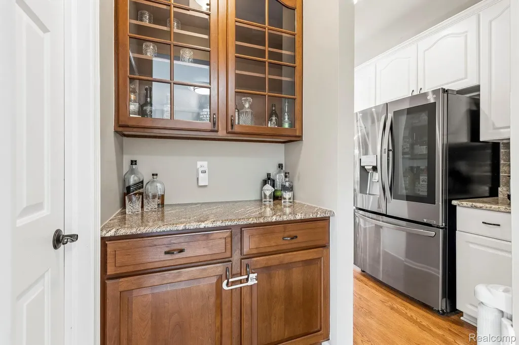 3772 Fawn Drive Oakland Charter Township MI 48306