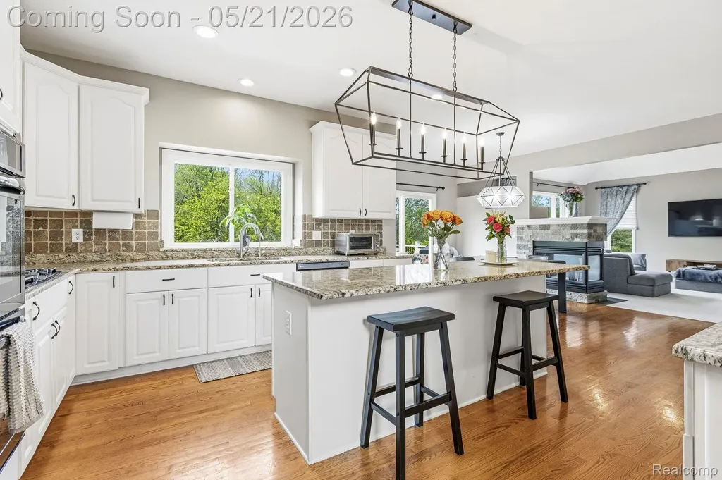 3772 Fawn Drive Oakland Charter Township MI 48306