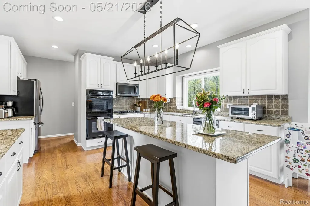 3772 Fawn Drive Oakland Charter Township MI 48306