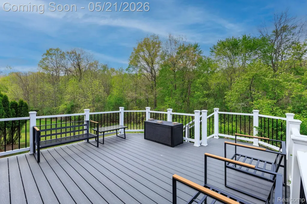 3772 Fawn Drive Oakland Charter Township MI 48306