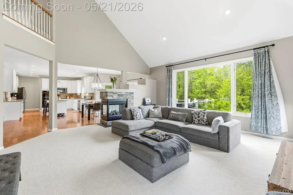 3772 Fawn Drive Oakland Charter Township MI 48306