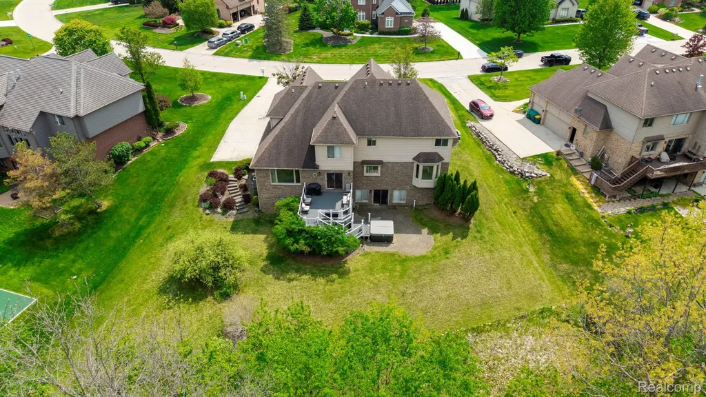 3772 Fawn Drive Oakland Charter Township MI 48306