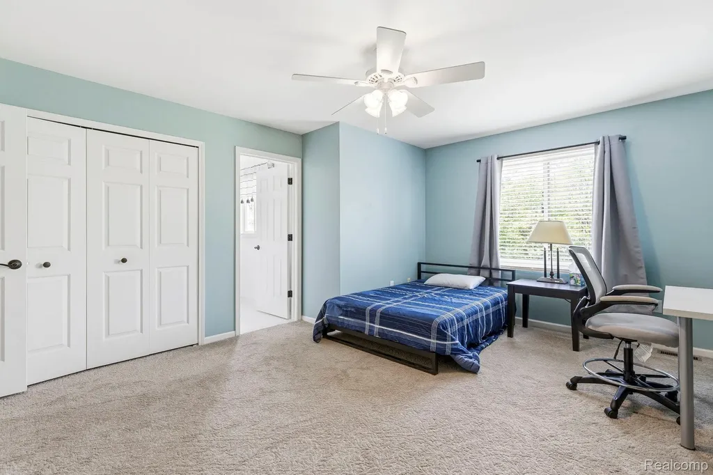 3772 Fawn Drive Oakland Charter Township MI 48306