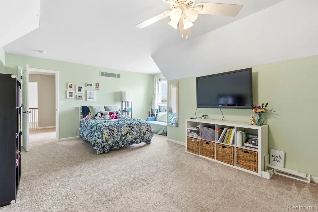 3772 Fawn Drive Oakland Charter Township MI 48306
