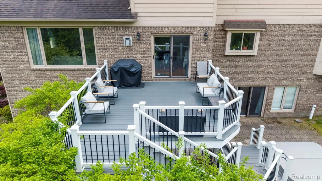 3772 Fawn Drive Oakland Charter Township MI 48306