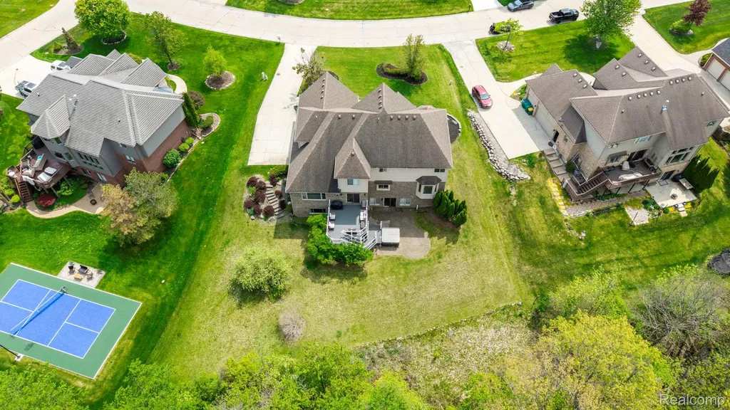 3772 Fawn Drive Oakland Charter Township MI 48306