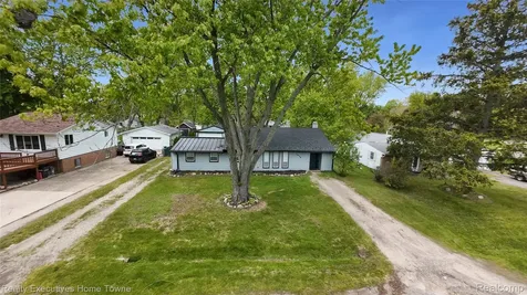 1373 Nolta Road Walled Lake City MI 48390