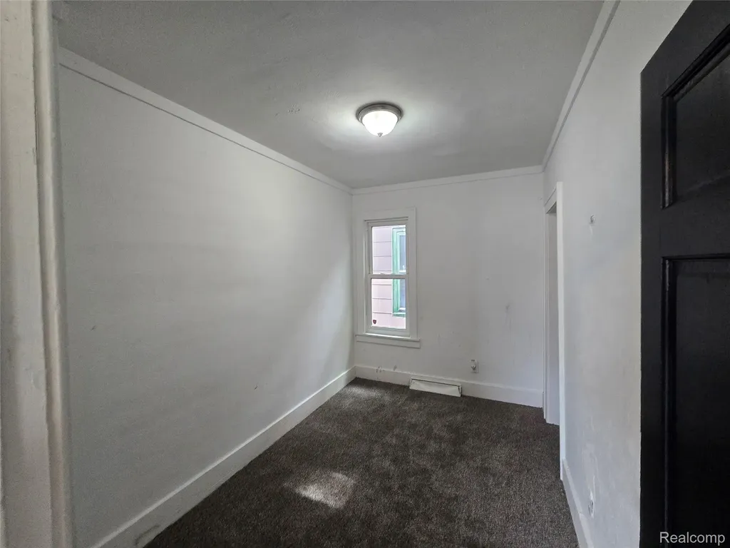 15 E Goodell Ecorse City MI 48229